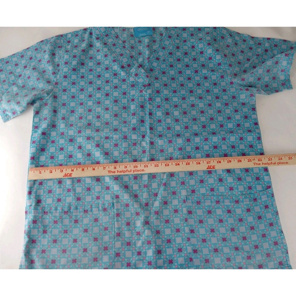 Lot of 2 Carol's Scrubs, The Scrubs  Co Women's Size Large  V-Neck Top - Picture 12 of 15